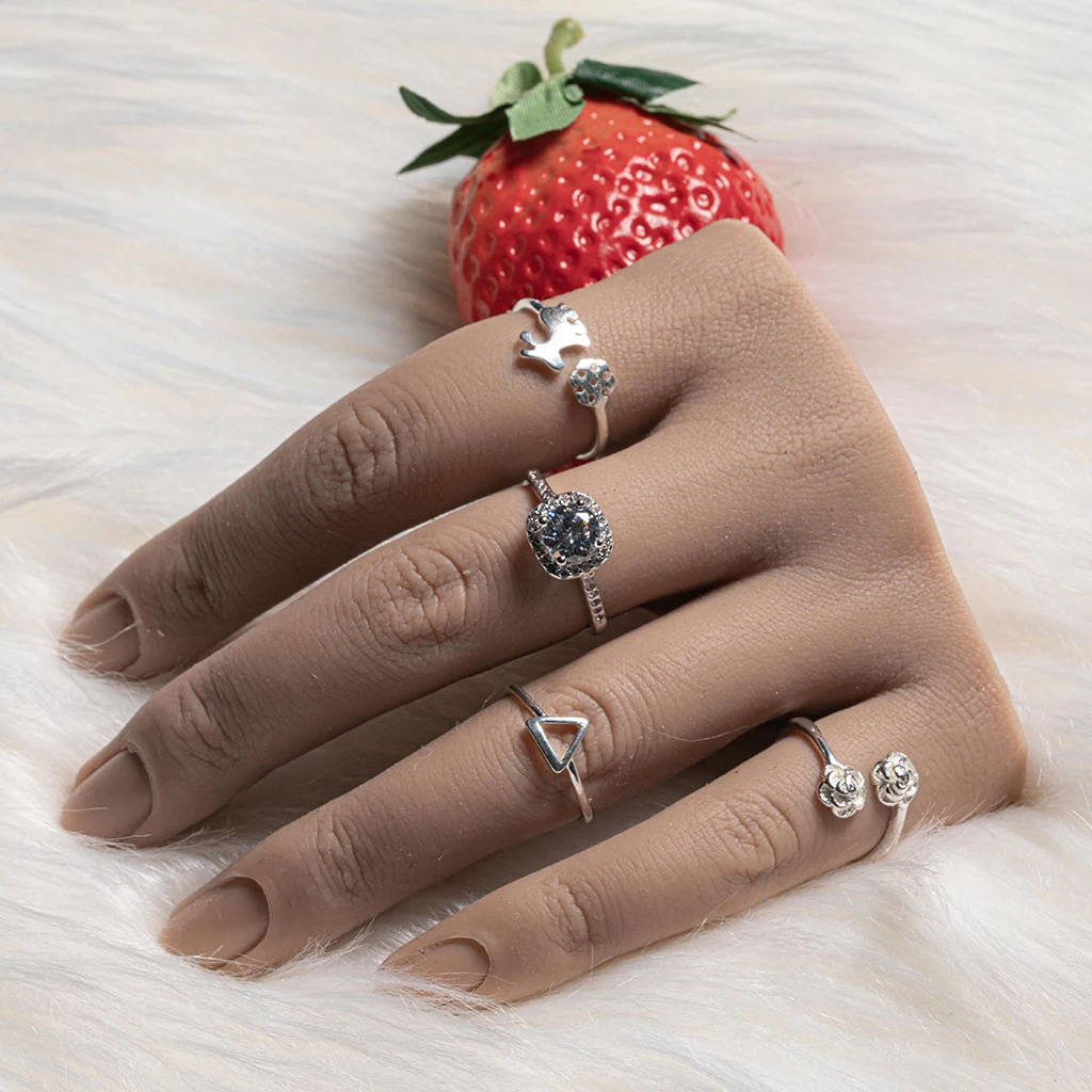 Practice Hand Nail Art Training Flexible Bend Fake Hand Manicure Practice Tool Nail Display Stand Finger Hand