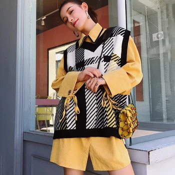 

LANMREM 2020 New Fashion Spring Casual Style Korean V-neck Vest All Match Trend Full Sleeve Lapel Shirt Two Piece Set AI738