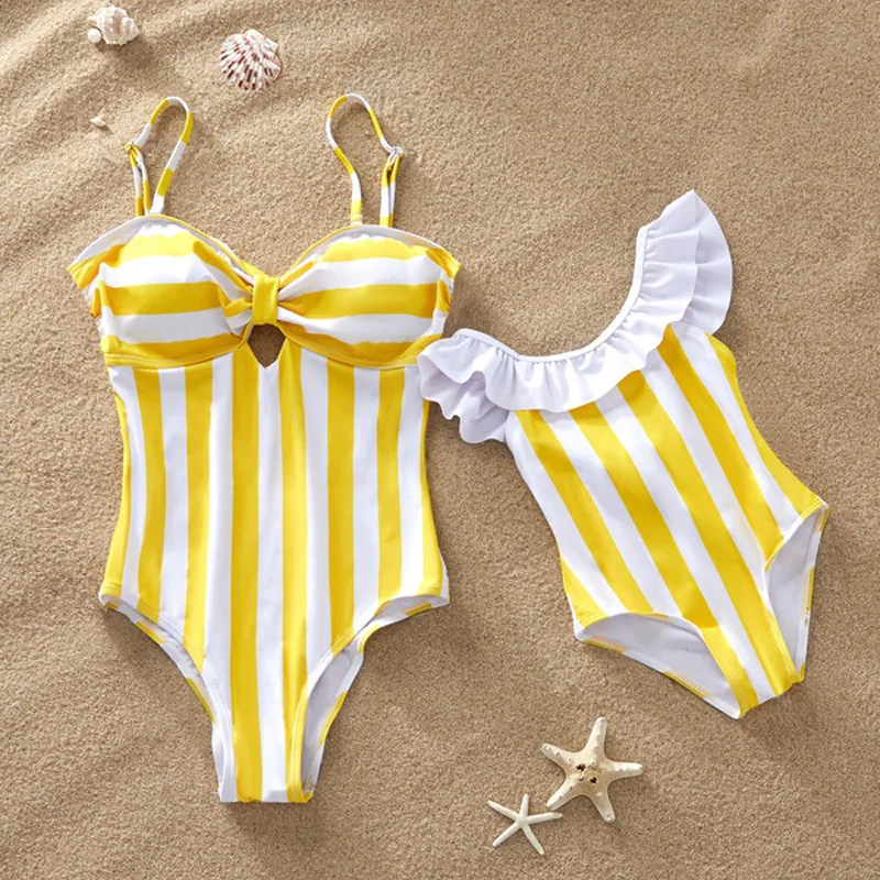 

Mother Daughter Swimwear Striped One-Piece Mommy and Me Swimsuit Family Look Matching Outfits Mom Mum Daughter Dresses Clothes