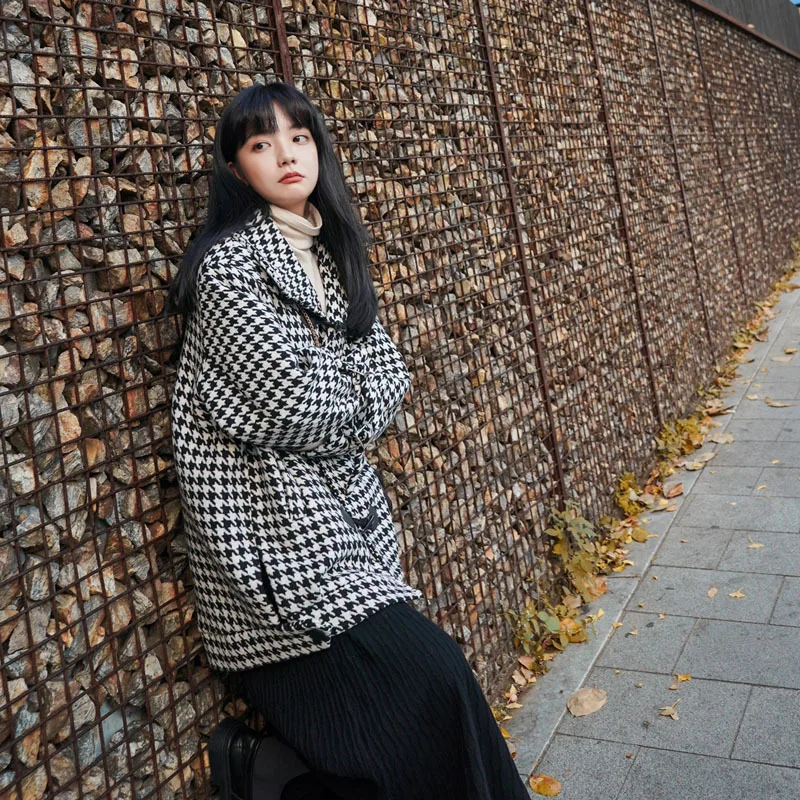 

Photo Shoot 2019 Winter New Style Korean-style Loose-Fit Black And White Toggle Casual Short Thousands of Birds Duffle Coat Coat