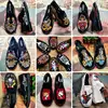 Viejo zapatos de tela de Beijing bordado flor tipo Social mocasín para hombre-Gommino estudiante zapatos casuales zapatos de moda Moda China Nacional ► Foto 2/6