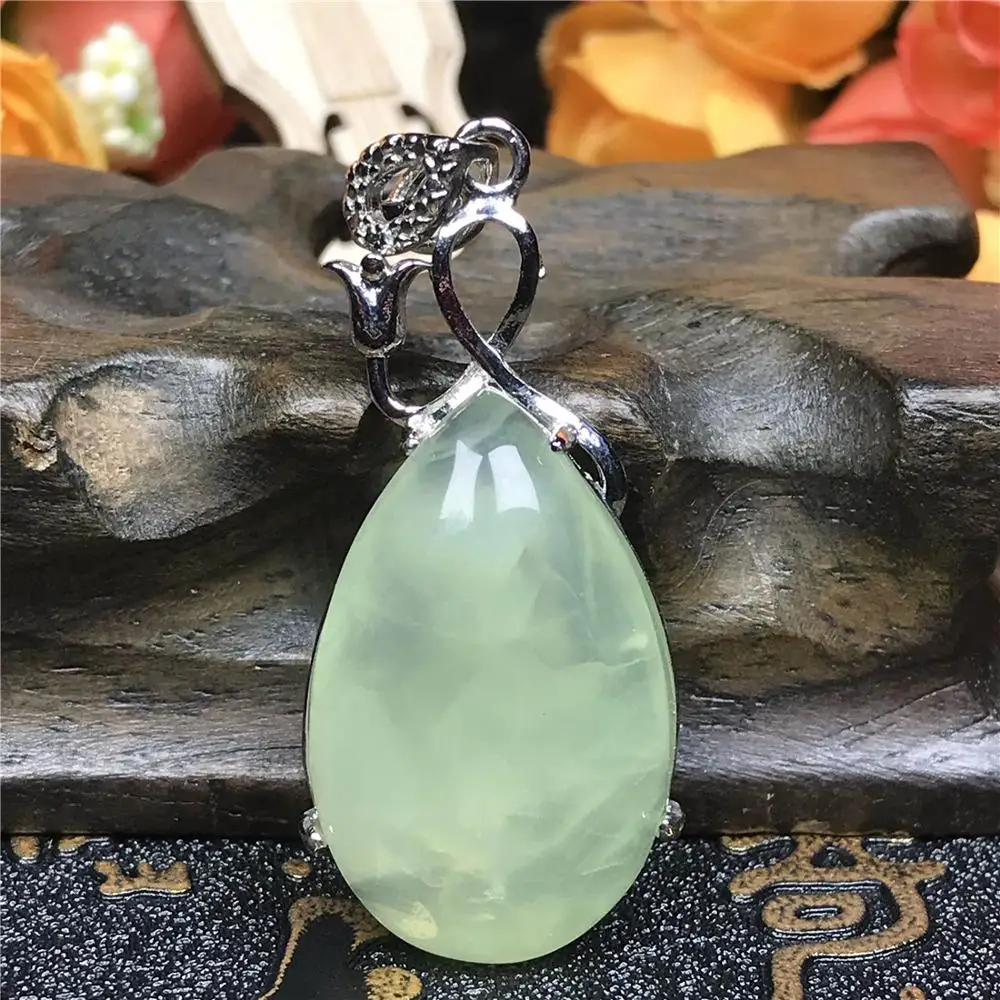 

Genuine Natural Green Prehnite Crystal Pendant For Woman Anniversary Love Gift 42x19x9mm Beads Stone Necklace Pendant AAAAA