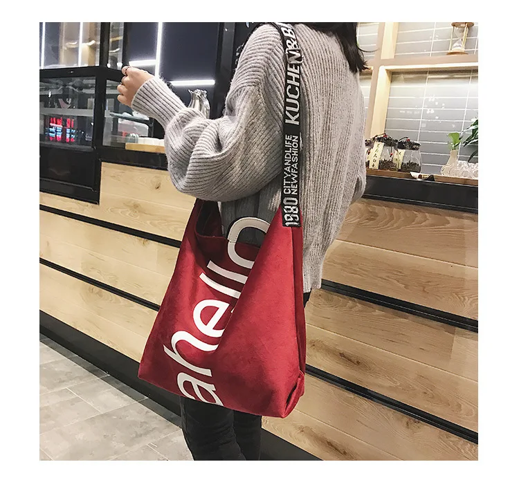 

Fall/winter gold velvet large-capacity tote bag letter shopping bag shoulder diagonal women's bag