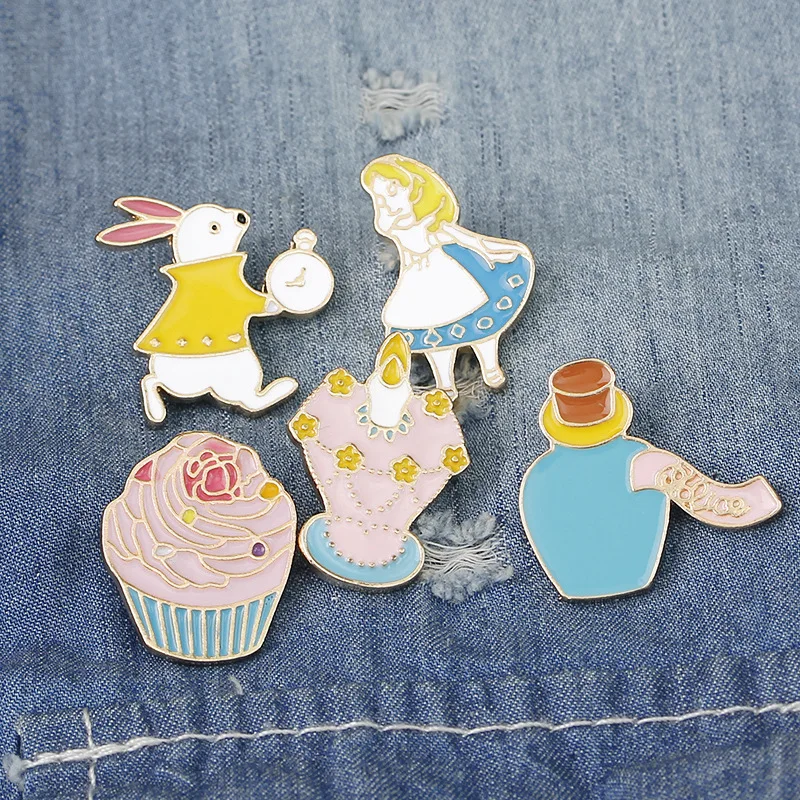 

Wish Europe And America Fashion Cartoon Cute Princess Series Set Rabbit Magic Bottle Cake Brooch