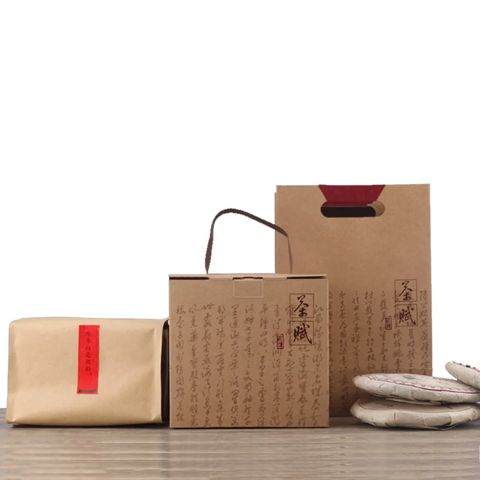 Xin Jia Yi Packaging Factory Sale Unique Design Beautiful Cartoon Rabbit Paper Bag