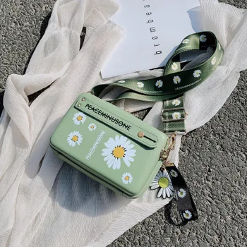 

Daisy Print Square Bag for Women 2020 INS New Flower Sweet Flap Mini Fashion Shoulder Crossbody Bag Luxury Designer Handbags