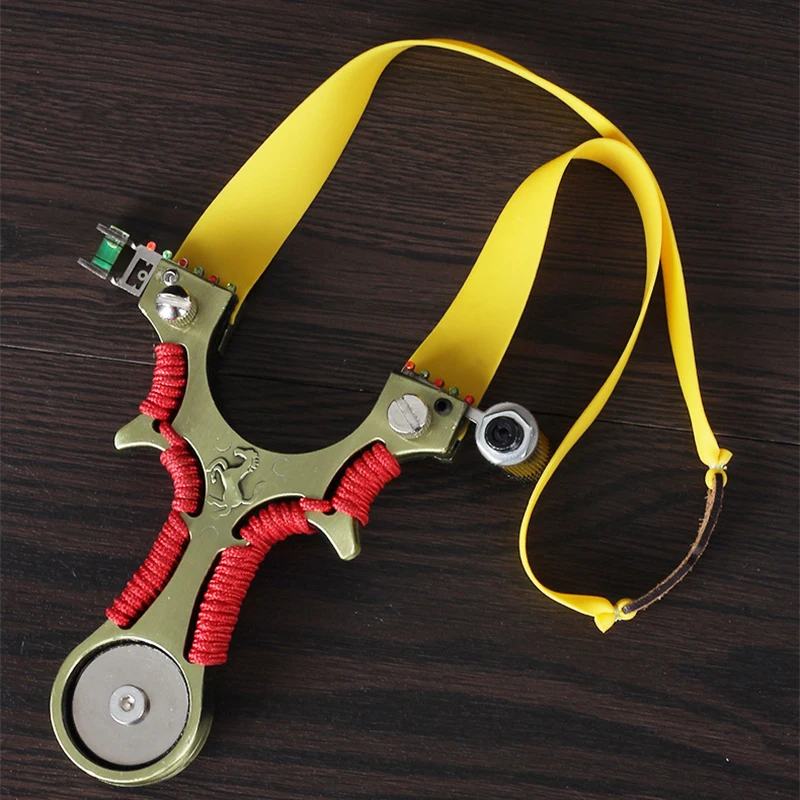 Powerful-Alloy-Slingshot-2020-New-Laser-Red-Line-Fast-Pressing-Flat-Leather-Catapult-Suitable-for-Outdoor (5)