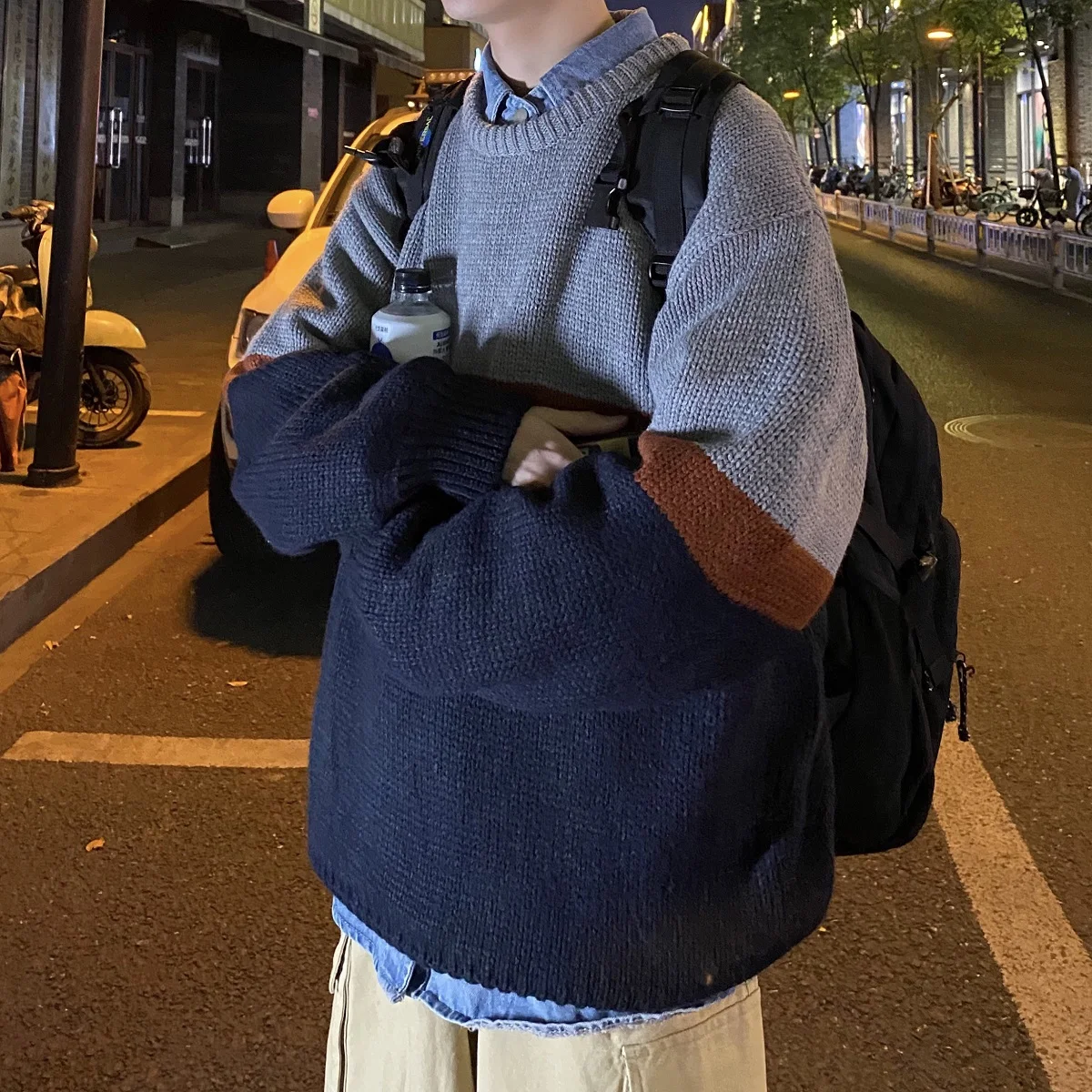 

2021 winter contrast color round neck sweater men