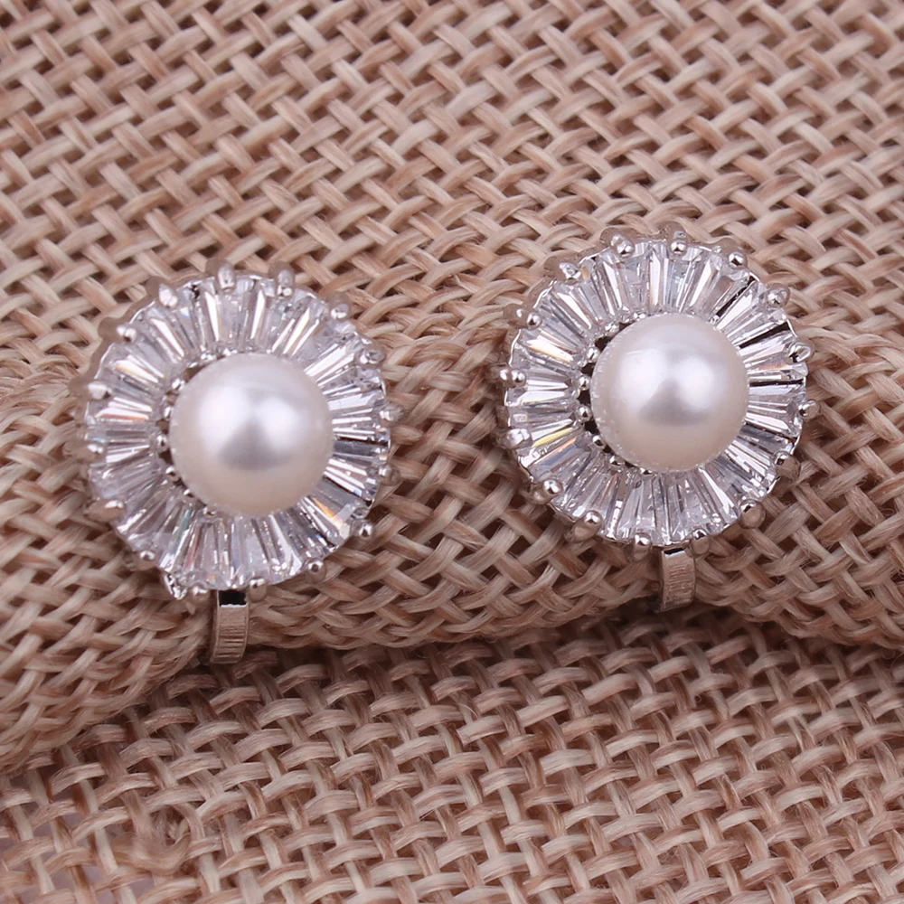 Ear clip earrings WENHQ New cubic zircon pearl Clip on earrings No pierced For women girl Fashion gold color Flower shape Ear clip Fake earrings