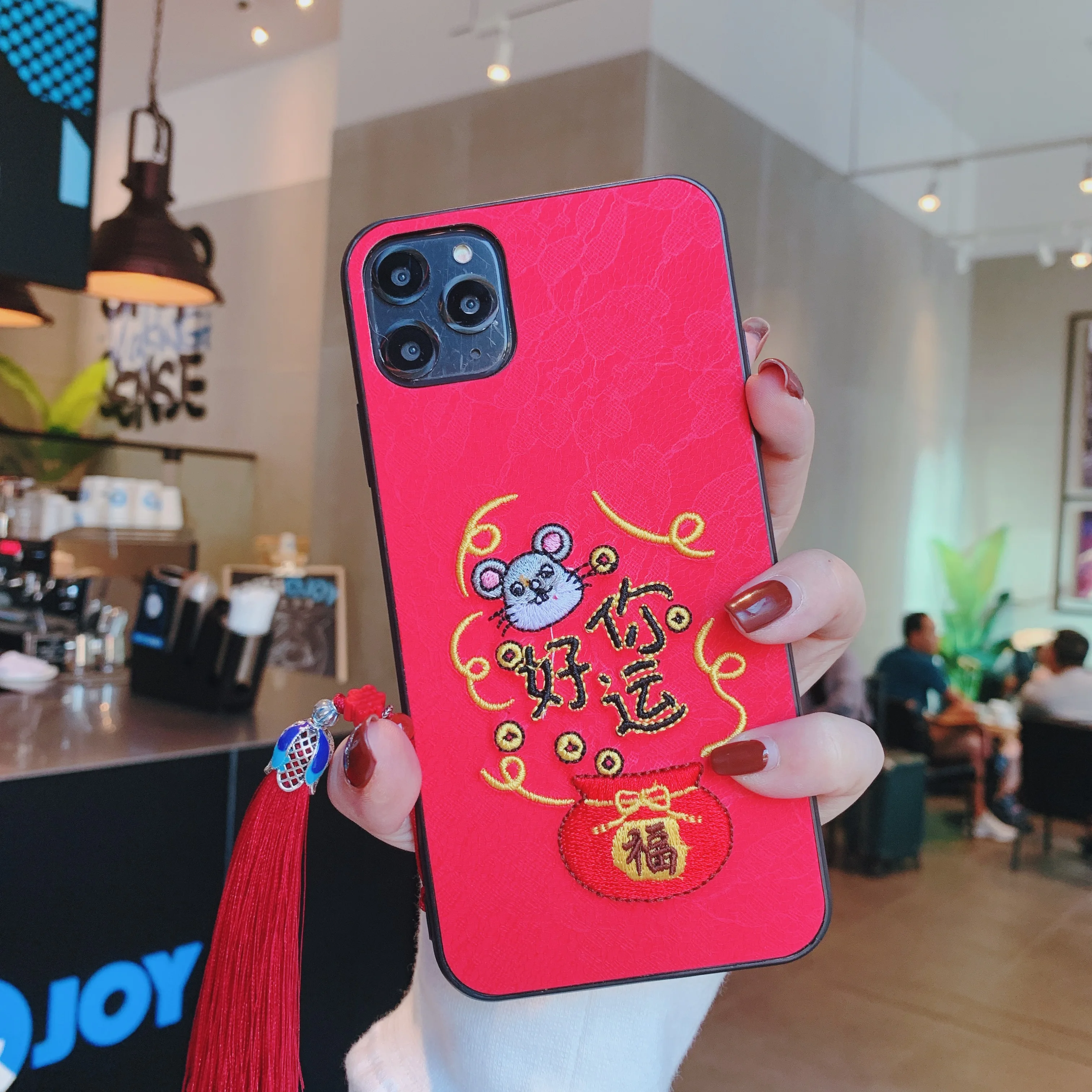 Чехол для телефона Abmos с вышитой новогодней надписью lucky rat мягкий чехол iPhone 6 6s 7 8