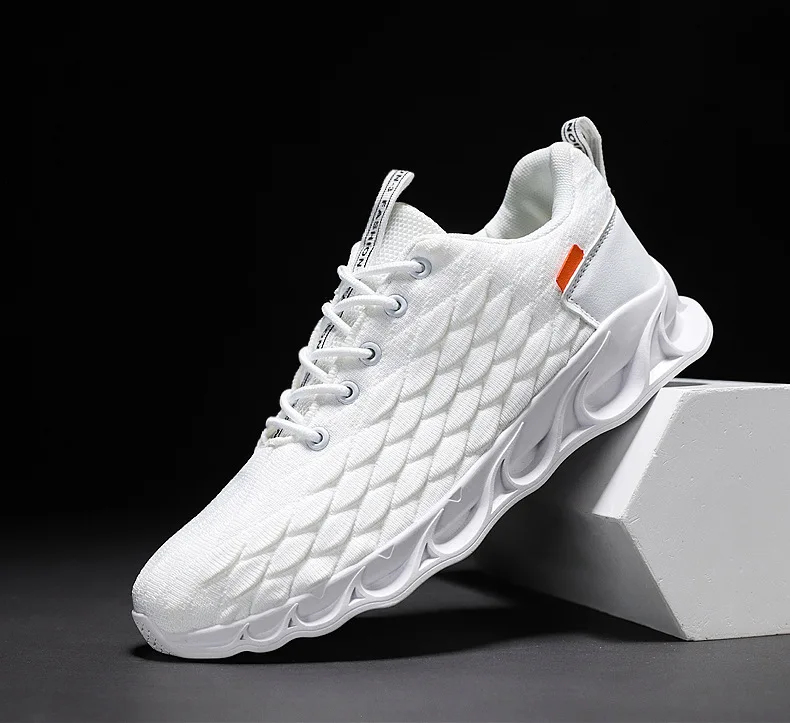 11834074675_261111519