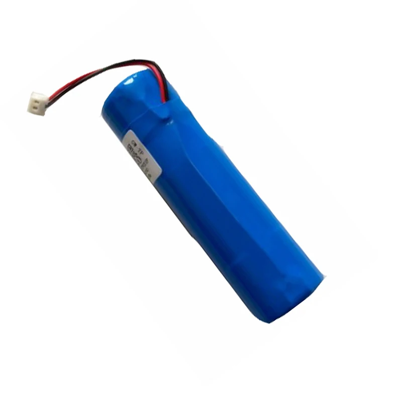 Batteries drone 3.7V 2600mAh/3400mAh en gros plan, avec connecteurs et câbles, prêtes à être installées.