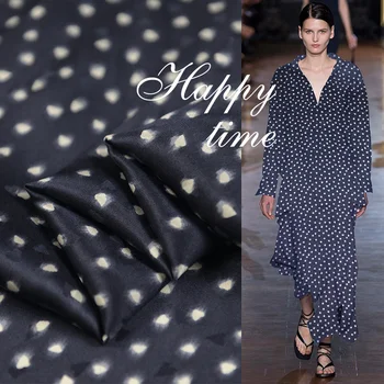 

100cm*135cm Geometric 100% Silk Charmeuse Fabric Jacquard Silk Gown Material