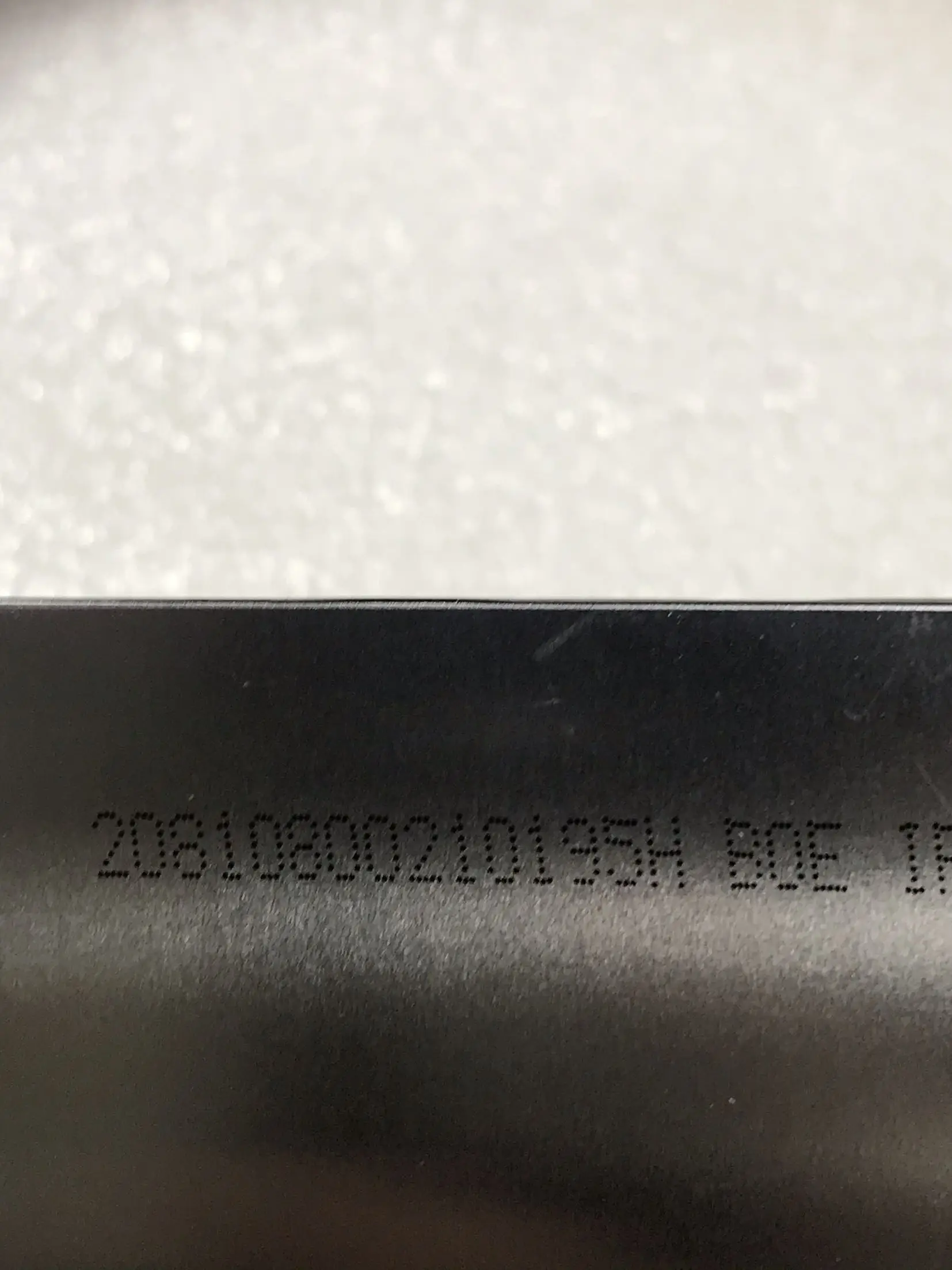 KR080IA7T º ǻ LCD ÷ ȭ