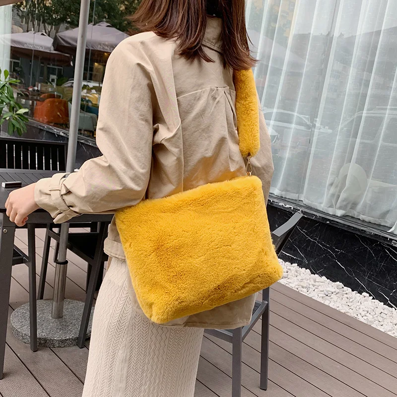 Goede Drop Shipping Winter Handtas Designer Vrouwen Pluche Schoudertassen Zachte Bont Hobo Handtas Vrouwen Grote Capaciteit Purse Lady Sac