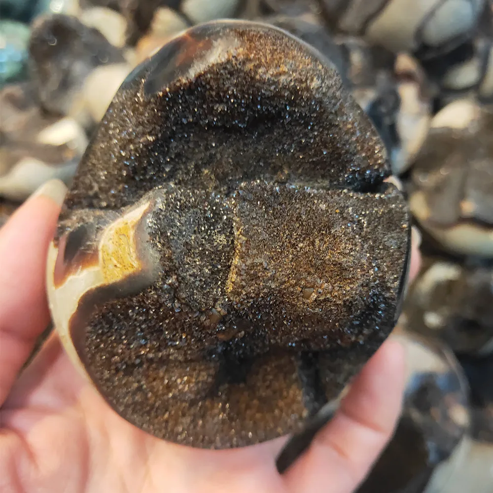 Wholesale natural septarium crystal egg geode septarian quartz stone geode Crystals Healing Chakra home decoration 3