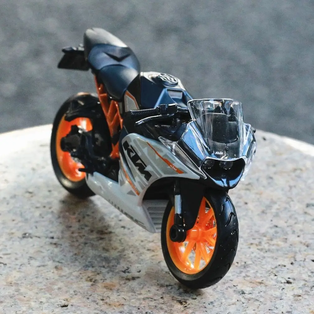 Motorcycles \u0026 ATVs Maisto 1:18 KTM RC 