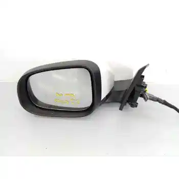 

4309923 LEFT REARVIEW VOLVO V40