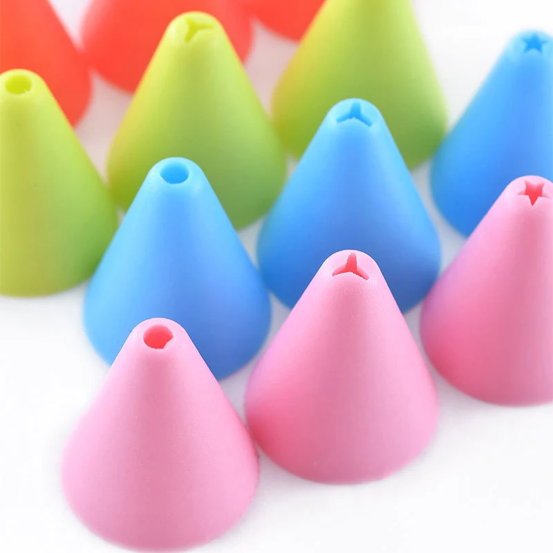 Pastry Icing Pen Chocolate Decorating Syringe With 4 Nozzles Silicone Plate Paint Pen Cake Cookie Ice Cream Decorating Pens Tool