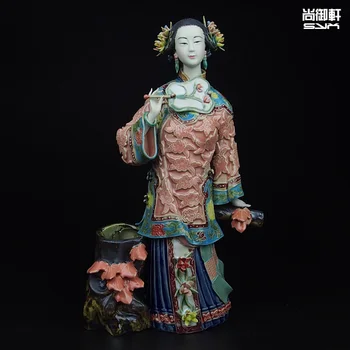 

Shiwan doll boutique master works autumn ladies figure crafts ceramic ornaments send foreigners creative gift