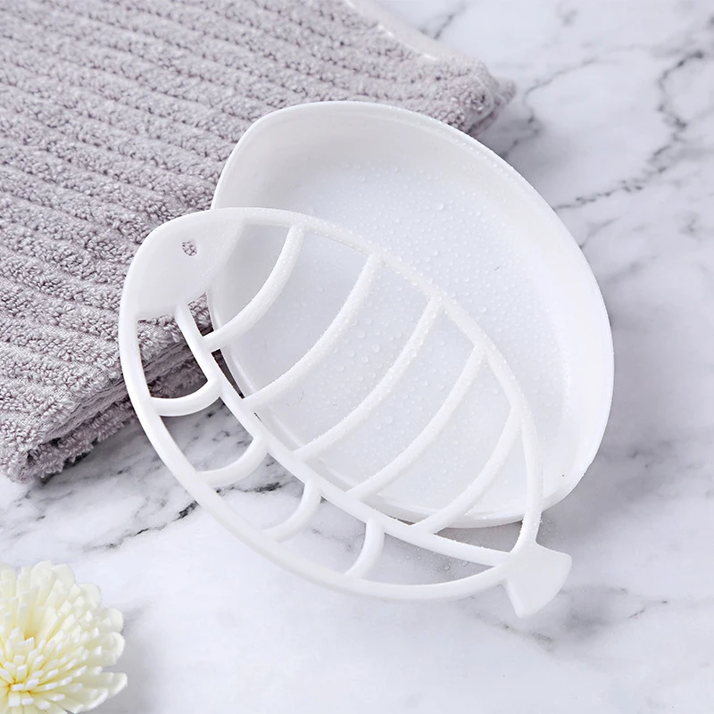 

Fish Shaped 2-layers Soap Dish Holder Portable Soap Plastic Dish Bathroom Decor