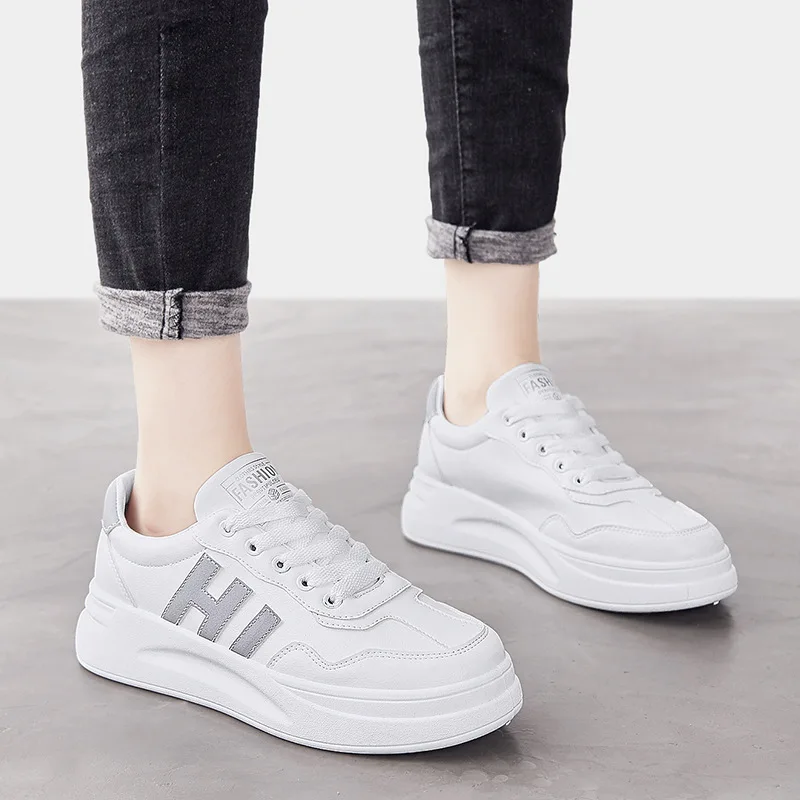 

New Style Autumn And Winter Korean-style White Shoes Reflective Leather INS Super Fire Intellectual Smoked Shoes Versatile WOMEN