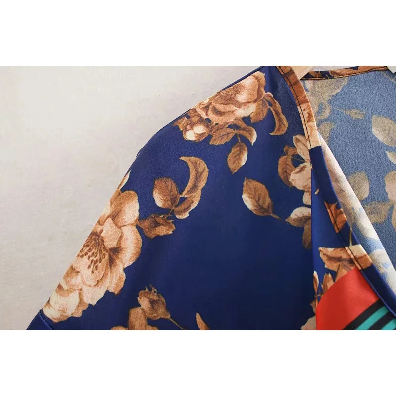 Fashion Za Women Shirt Vintage Floral Printed Casual V-Neck Shirts Blouses Loose Ladies Long Sleeve Blusas Tops