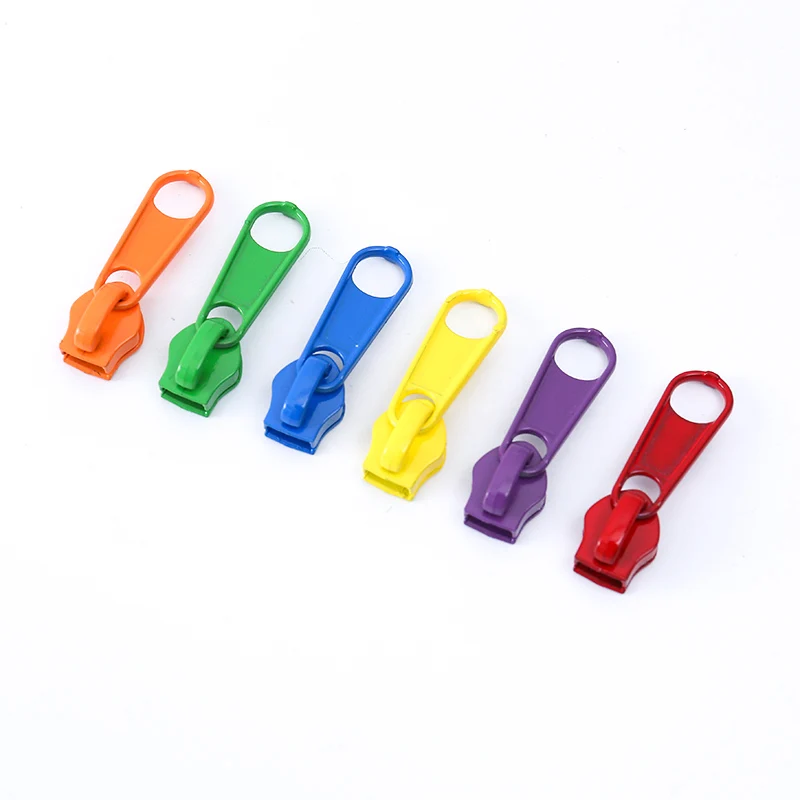 

Cute Keyring Open Ring Metal Keychain Colorful Charm Personality Keychain DIY Handbag Accessories Key For Girl Friend Limited