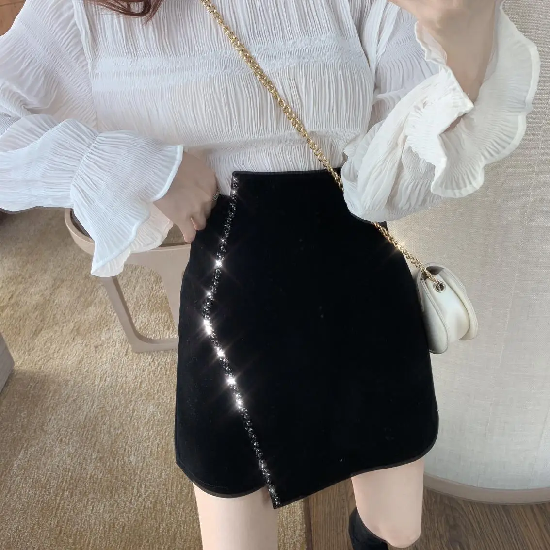 Ins CHIC Europe French Irregular Velvet Hand Bead Rhinestone Woman Velour Mini Skirt High Waist Bodycon Lady Bottom Black Winter