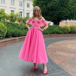 Charming A-Line Tulle Off The Shoulder Prom Dress Sweetheart  Evening Gowns Beading Pink Tea Length Party Dresses 2021