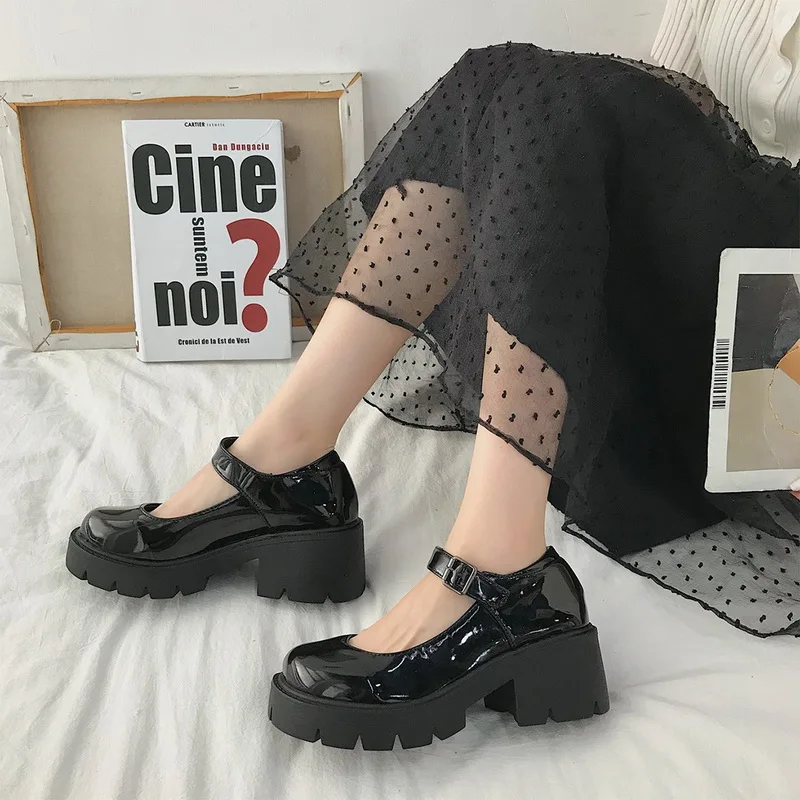 Lolita-zapatos de tacón alto con cuña para mujer, Calzado con suela gruesa, para Cosplay, de piel sintética, plataforma Punk, a la moda, impermeable, novedad