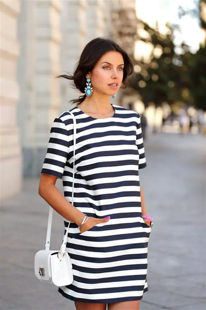 

Women's Fit & Flare Horizontal Stripe Pattern Thick Striped Fashion Dress with Pockets Mid-length Sleeve Plus Size Femme Dress