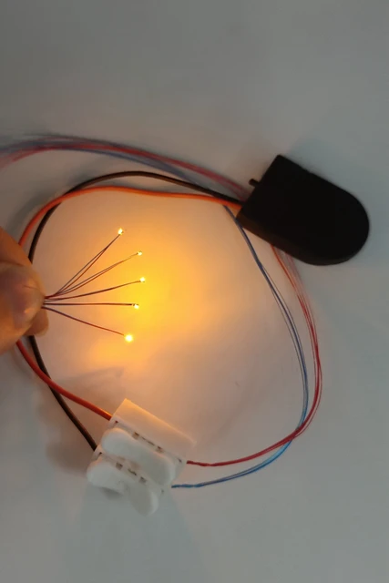 5PCS Pre-wired #0402 Smd Leds 3v 10 Colors 30cm Connection Wires,hobby Model Kit Railroad/Railway/Starship/Gundam Lighting 0402yellow