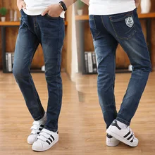 Детские джинсы для мальчиков-подростков; сезон весна-осень; модные стильные повседневные джинсы; брюки