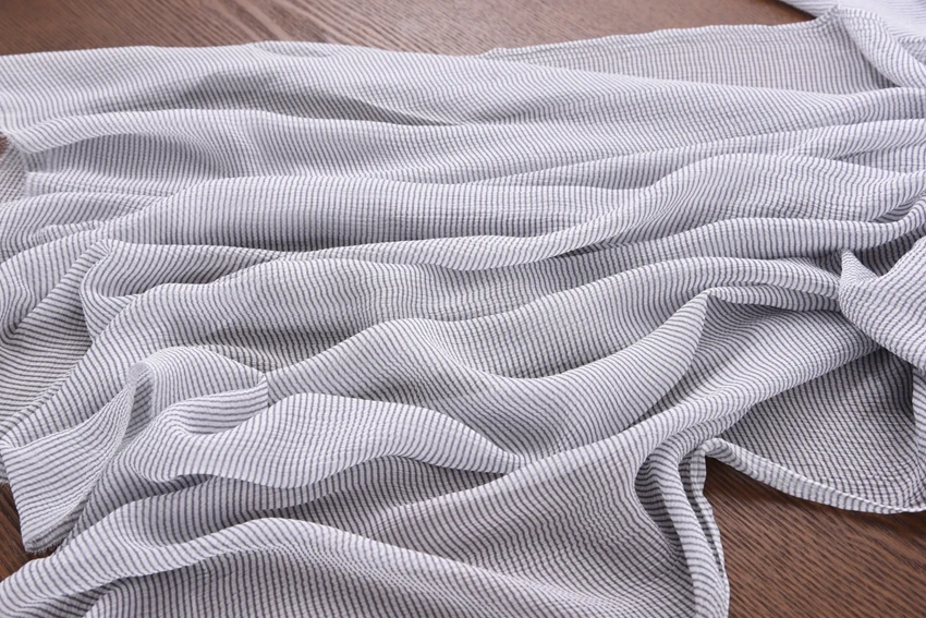 

Cross-striped All-Silk Yarn Fabric 1.25m Wide Soft All-Silk Fabric Sunscreen Cloth Silk Fabric