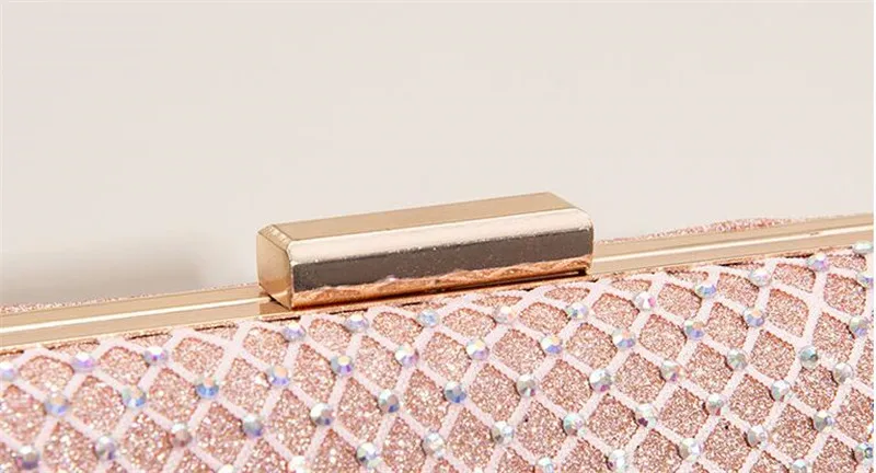 2023 New Fashion Brand Women Diamond Clutch Purse Banquet Wedding Bags Mini Hollow Out Purse Drop Shipping