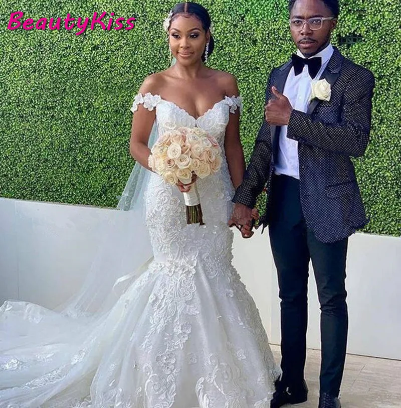 

Luxury Bling Moodcome Mermaid Wedding Gowns White Lace Tulle Romantic Classic Bridal Gown Plus Size 2020