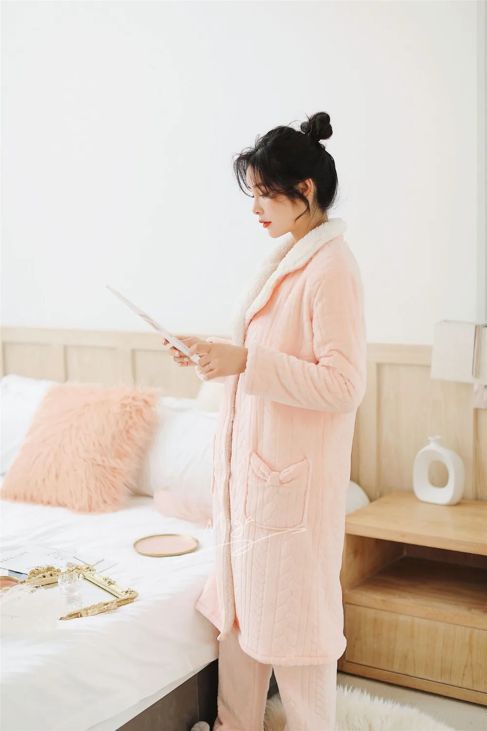 9587533765_1593802422