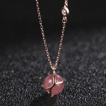

sterling necklace female charm peach blossom strawberry crystal clavicle chain net red ins simple temperament