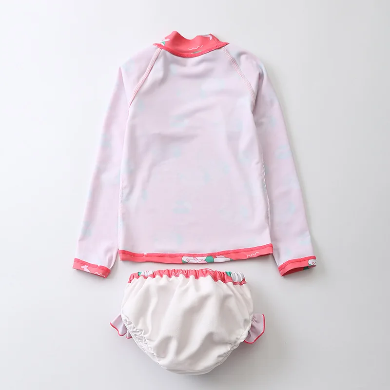 12811155342_1948424441