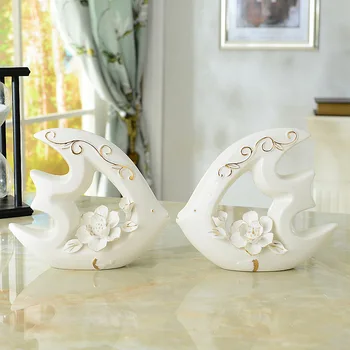 

Home decoration living room decoration decoration creative couple fish gift simple modern TV cabinet crafts decoration