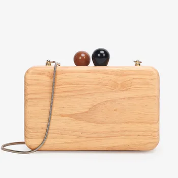 

Women's Bag 2020 New Korean Fashion Wooden Lock Small Square Bag Wild Shoulder Messenger Chain Pouch