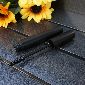 

1/2/5PCS 3.5-4ML Empty Lip Gloss Tube black Lipgloss Mascara Tube, Eyelash Tube Lip Gloss Bottle Packaging Lipgloss Container