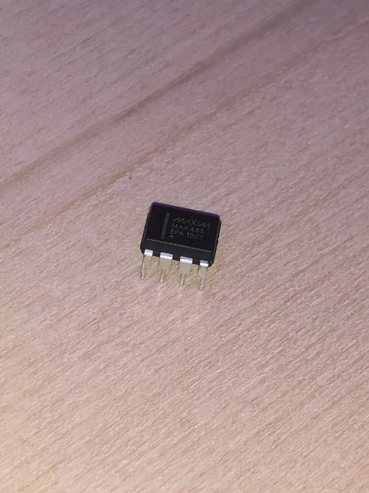

5pcs The MAXIM chip of sunlite 2