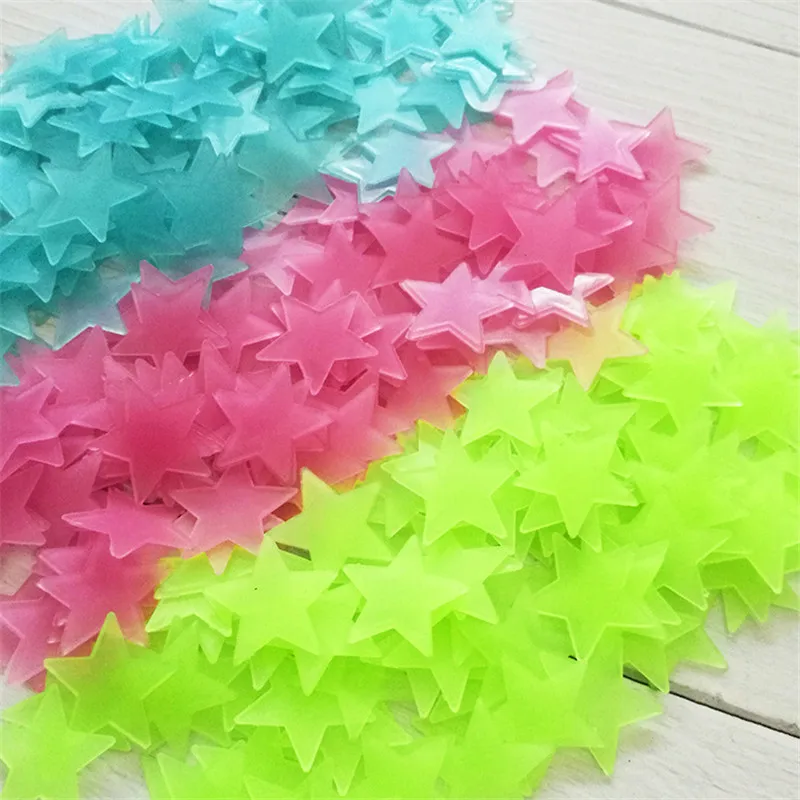 

Glow in the Dark 100pcs/bag 3cm Toys Luminous Star Stickers Bedroom Sofa Fluorescent Painting Toy PVC Stickers for Kids Rooms