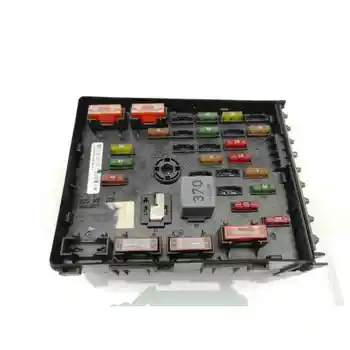 

3C0937125 CASE RELAYS/FUSES VOLKSWAGEN PASSAT LIM. (362)