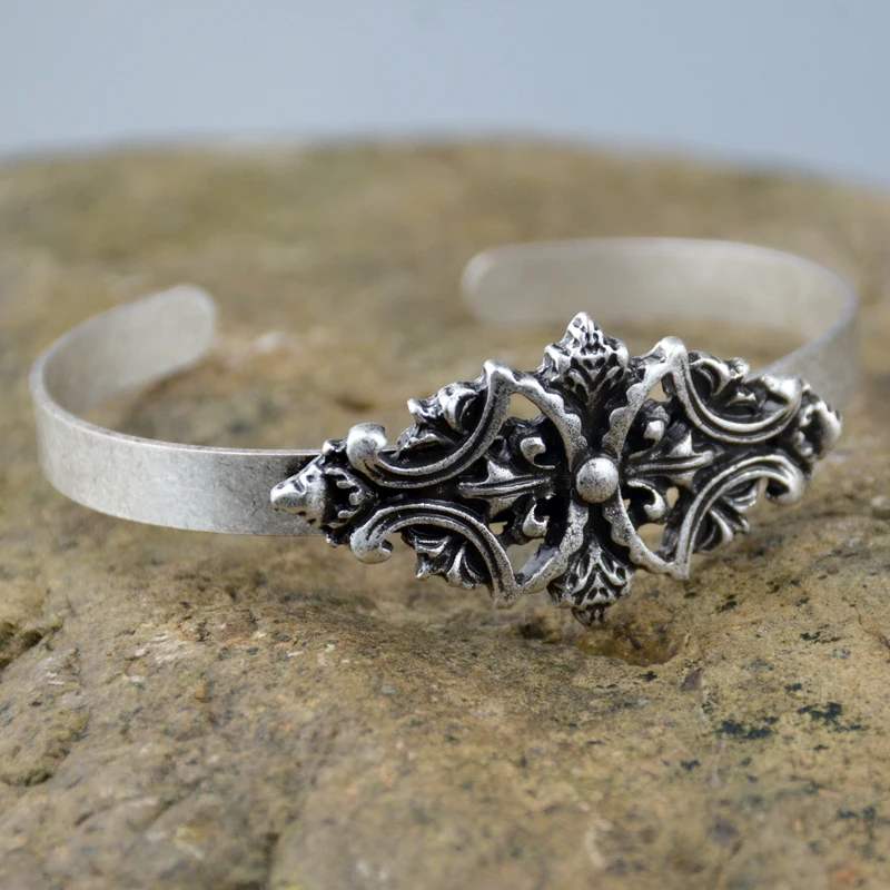 12pcs Flower Cuff Bracelet Planet Bangle Wholesale
