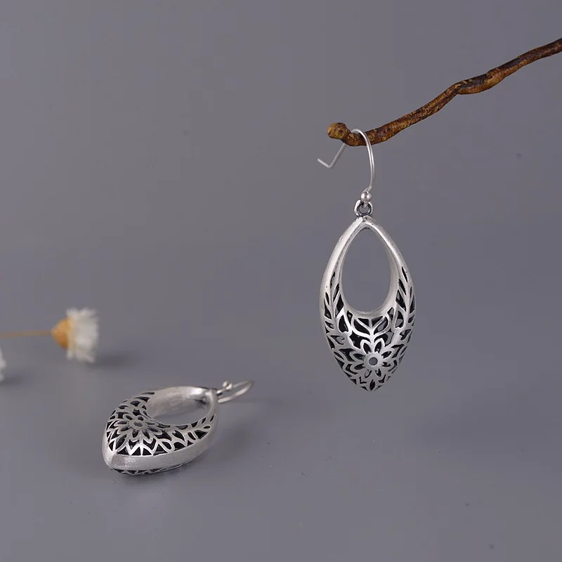 10968807944_1920852753