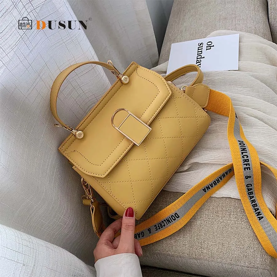 

Large-capacity Women's Handbags Pu Solid leather Lady Shoulder Bags Creative Lock Letter Printed Wide Strap Women Messenger Bags