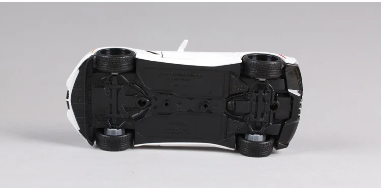 Изысканный подарок 1:24 Chevrolet Corvette трансформер спортивный автомобиль сплав модель, моделирование литья коллекции